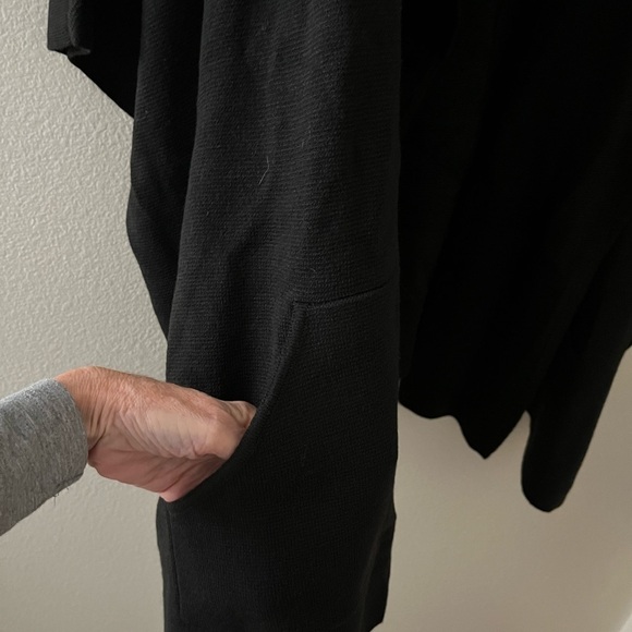 Ann Taylor Factory NWT One Size Black 3/4 Sleeve Boxy open front cardigan - Picture 4 of 8